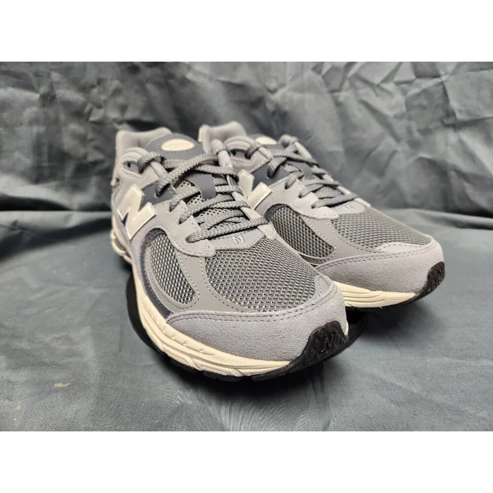 New Balance Boys 2002 Sneakers GC2002ST Suede Grey Size 6 NEW IN BOX! - Picture 10 of 11